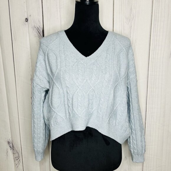 Windsor Cable Knit Cropped Sweater Sz M Light Blue Long Sleeve V-Neck - Picture 1 of 8